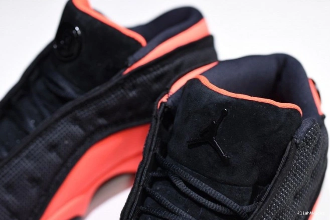 x Infrared Jordan 13 AT3102-006 Air Low Clot Black 0915